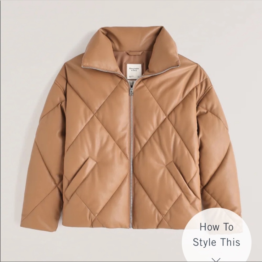 Abercrombie | Oversized vegan leather diamond puffer coat | MINT CONDITION